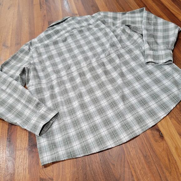 Wrangler Outdoor Series Plaid Regular Fit Button front Shirt Size XL - Picture 2 of 8